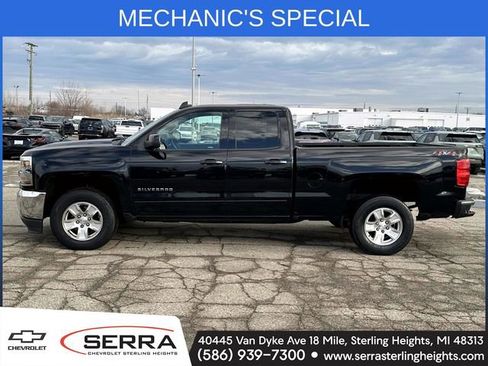 Used 2018 Chevrolet Silverado 1500 LT w/ All Star Edition image 2