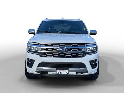 Certified 2023 Ford Expedition Platinum image 8