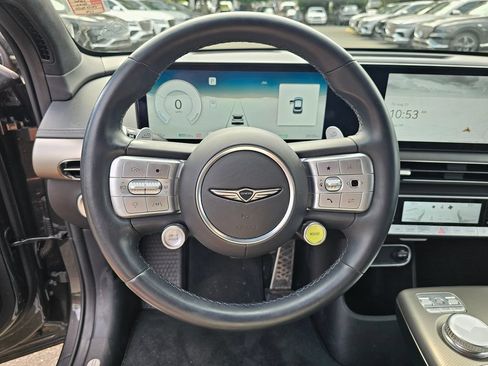 Certified 2023 Genesis GV60 Performance AWD/4WD image 11