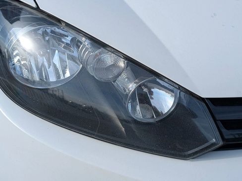 Used 2014 Volkswagen Golf TDI image 26