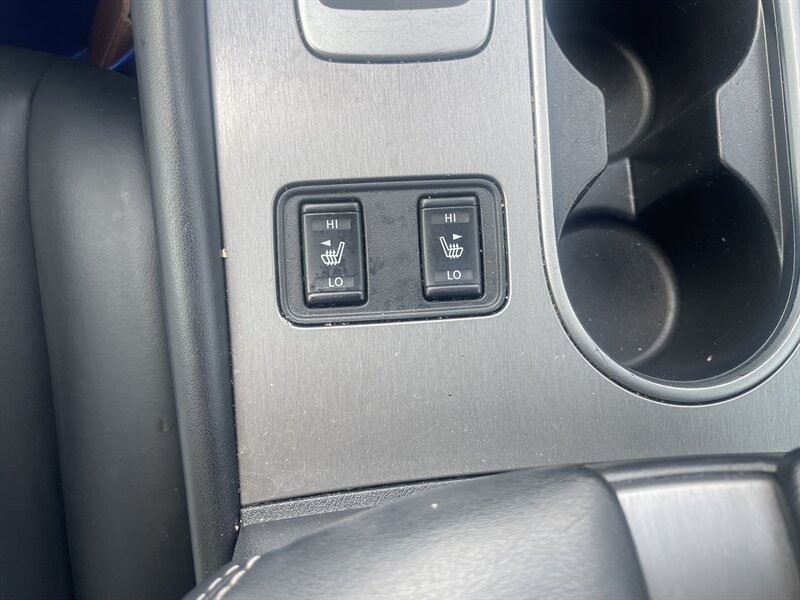 Used 2021 Nissan Murano SV w/ SV Special Edition Package FWD image 9