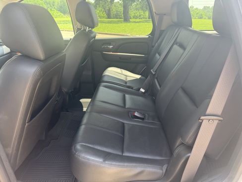 Used 2013 Chevrolet Tahoe LT w/ Texas Edition RWD image 10