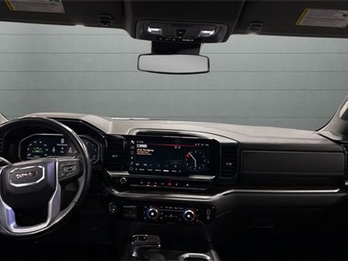 Used 2022 GMC Sierra 1500 SLT w/ SLT Premium Plus Package image 10