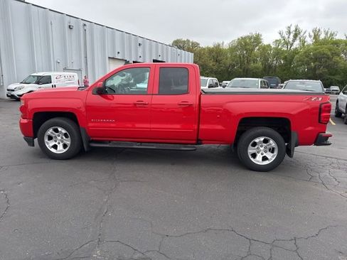 Used 2018 Chevrolet Silverado 1500 LT w/ All Star Edition AWD/4WD image 9