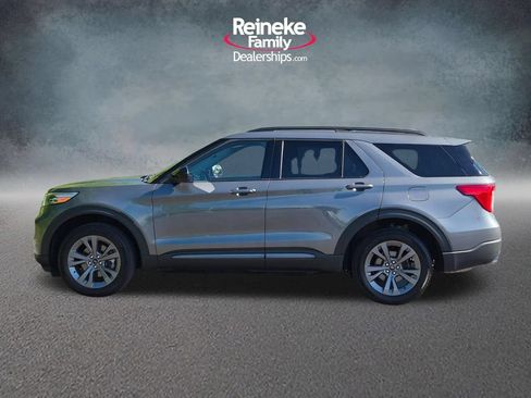 Used 2023 Ford Explorer XLT w/ Equipment Group 202A AWD/4WD image 9