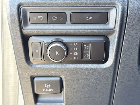 Used 2023 Ford F150 XLT w/ Equipment Group 302A High RWD image 10