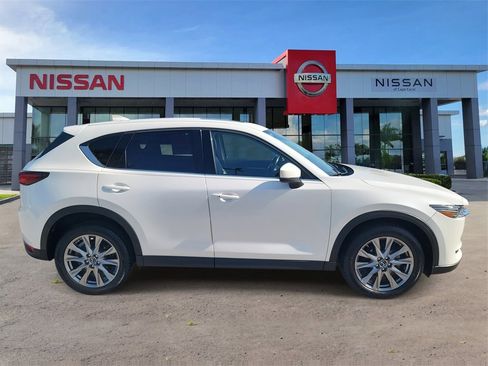 Used 2019 MAZDA CX-5 Grand Touring image 3