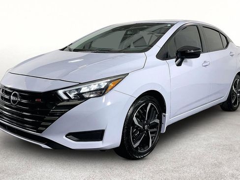 Used 2025 Nissan Versa SR w/ Trunk Package FWD image 15