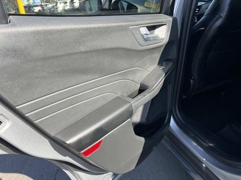 Used 2023 Ford Escape ST-Line image 21