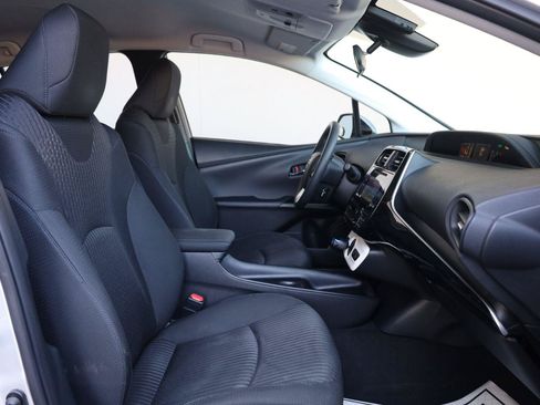 Used 2017 Toyota Prius Two FWD image 23