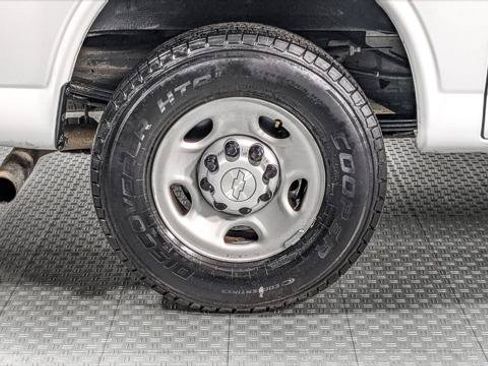 Used 2020 Chevrolet Express 2500 w/ Safety Package RWD image 28