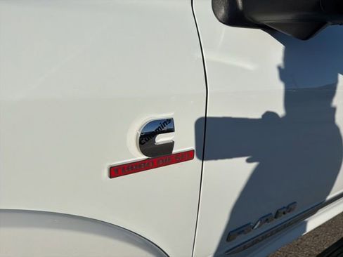 Used 2023 RAM 3500 Limited image 31