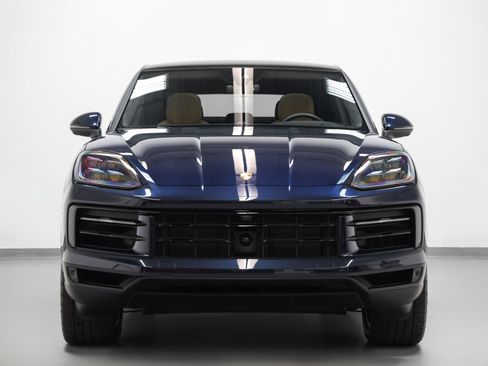 Used 2025 Porsche Cayenne Coupe AWD/4WD image 8