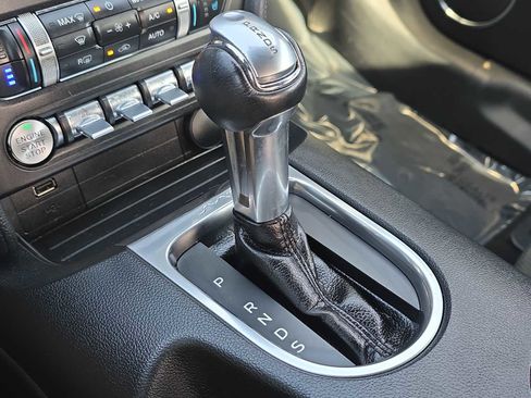 Used 2019 Ford Mustang Premium image 20