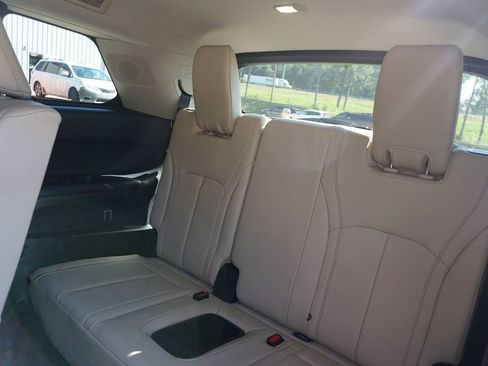 Used 2023 INFINITI QX60 Luxe w/ Performance Audio Package image 17