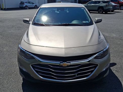 Certified 2025 Chevrolet Malibu LT FWD image 2