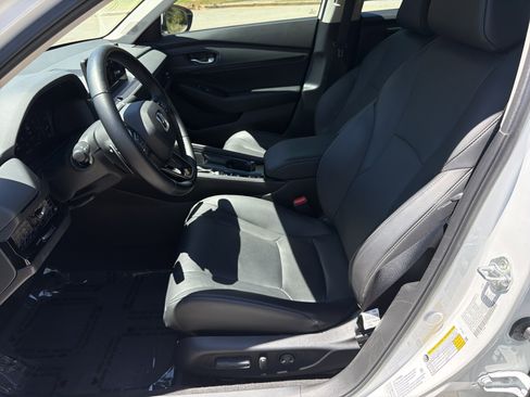 Used 2023 Honda Accord EX-L image 9