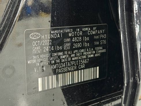 Used 2023 Genesis G70 2.0T w/ Sport Prestige Package image 28