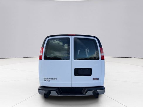Used 2024 GMC Savana 2500 w/ Driver Convenience Package image 8