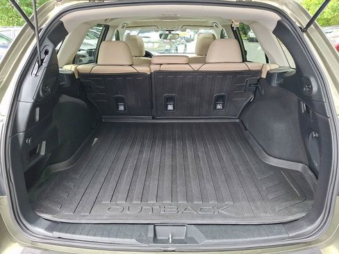 Used 2019 Subaru Outback 2.5i Limited AWD/4WD image 30