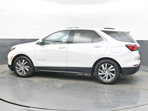 Used 2023 Chevrolet Equinox Premier image 7