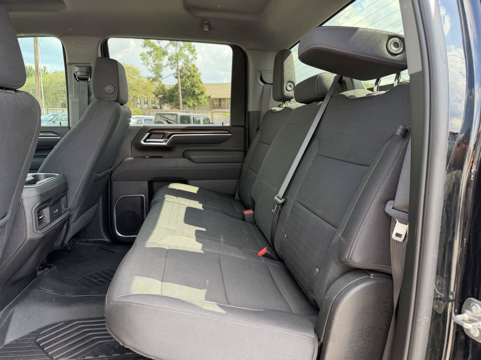 Used 2025 Chevrolet Silverado 2500 LT AWD/4WD image 18