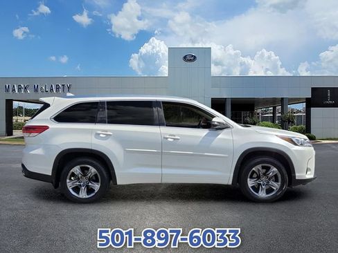 Used 2018 Toyota Highlander Limited Platinum AWD/4WD image 6