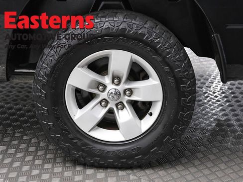 Used 2018 RAM 1500 Express image 8