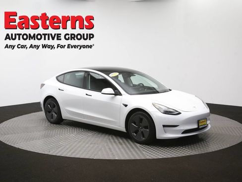 Used 2023 Tesla Model 3 Standard Range RWD image 42