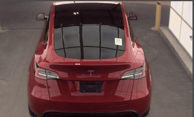 Used 2021 Tesla Model Y 2WD image 6
