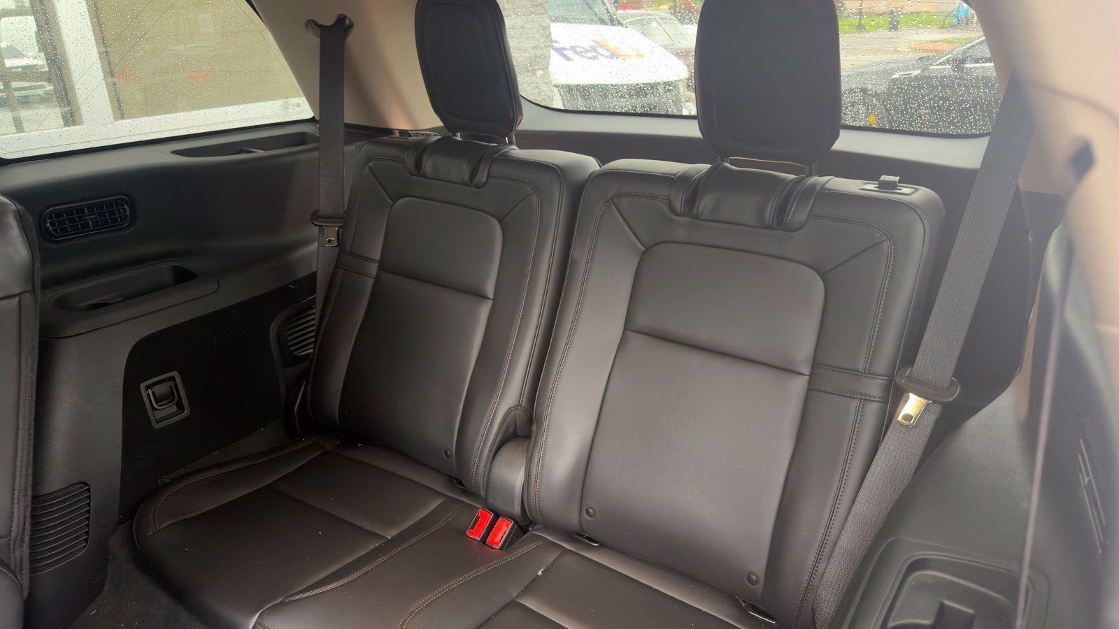 Used 2023 Lincoln Aviator Reserve w/ Elements Package Plus AWD/4WD image 16