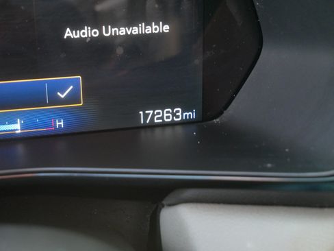 Used 2025 Chevrolet Colorado ZR2 w/ Technology Package AWD/4WD image 40