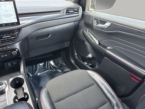 Used 2025 Ford Escape ST-Line Elite w/ Tech Pack #1 image 16