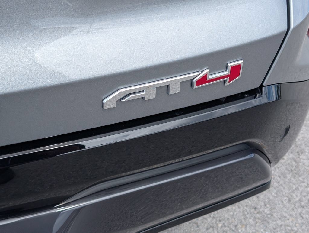 Used 2026 GMC Terrain AT4 AWD/4WD image 23
