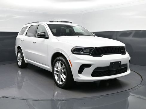 Used 2024 Dodge Durango GT image 9