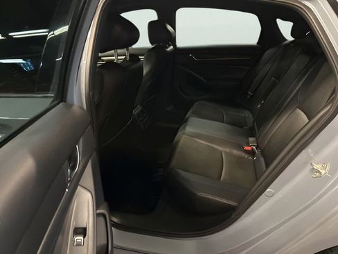 Used 2022 Honda Accord Sport image 19