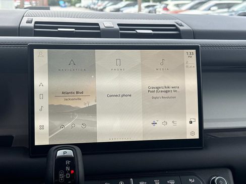 Certified 2025 Land Rover Defender 110 S image 23