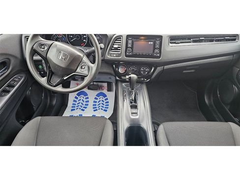 Used 2022 Honda HR-V LX image 10