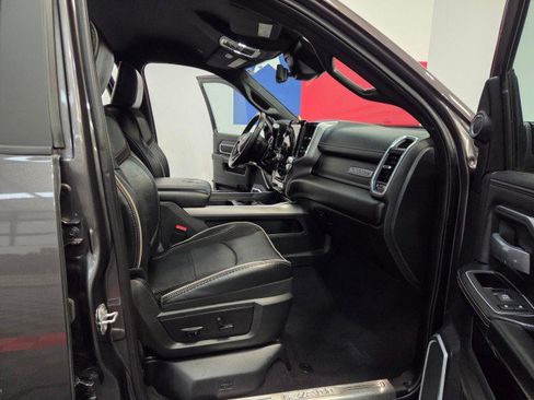 Used 2022 RAM 3500 Laramie image 8