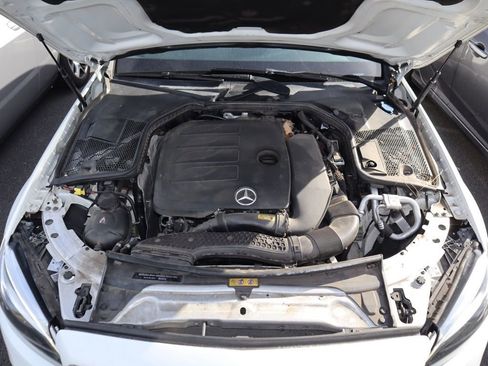 Used 2019 Mercedes-Benz C 300 4MATIC Sedan image 11