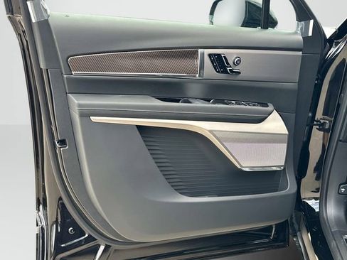 New 2026 Cadillac Vistiq Sport AWD/4WD image 8