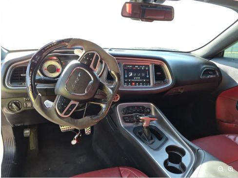 Used 2019 Dodge Challenger SRT Hellcat Redeye RWD image 9