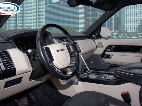 Used 2018 Land Rover Range Rover HSE image 5