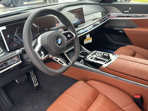 New 2025 BMW 760i xDrive i xDrive w/ Executive Package image 9