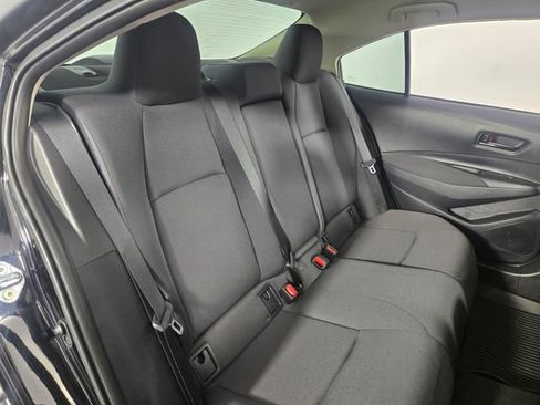 Used 2025 Toyota Corolla LE FWD image 16