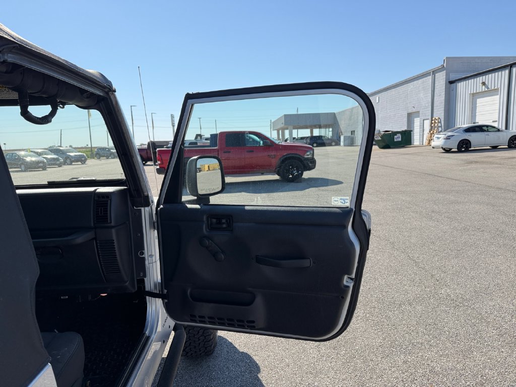 Used 2005 Jeep Wrangler Sport w/ 30" Tire & Wheel Group AWD/4WD image 25