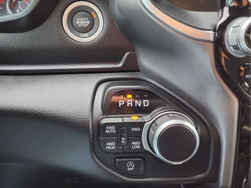 Used 2025 RAM 1500 Lone Star image 18