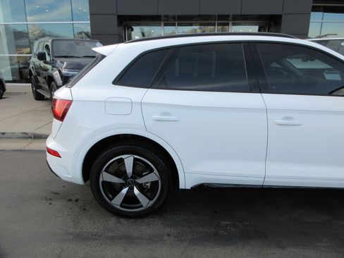 Used 2023 Audi Q5 2.0T Premium Plus w/ Premium Plus Package image 12