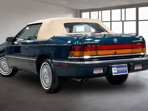 Used 1993 Chrysler LeBaron Convertible FWD image 4