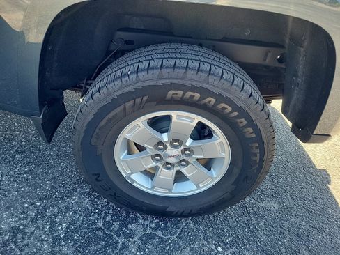 Used 2020 GMC Canyon W/T w/ Convenience Package image 9